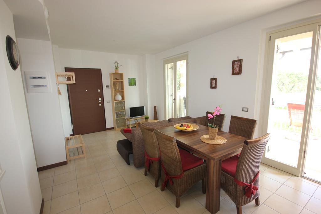 Appartamento Quadrivium Castelnuovo del Garda Δωμάτιο φωτογραφία